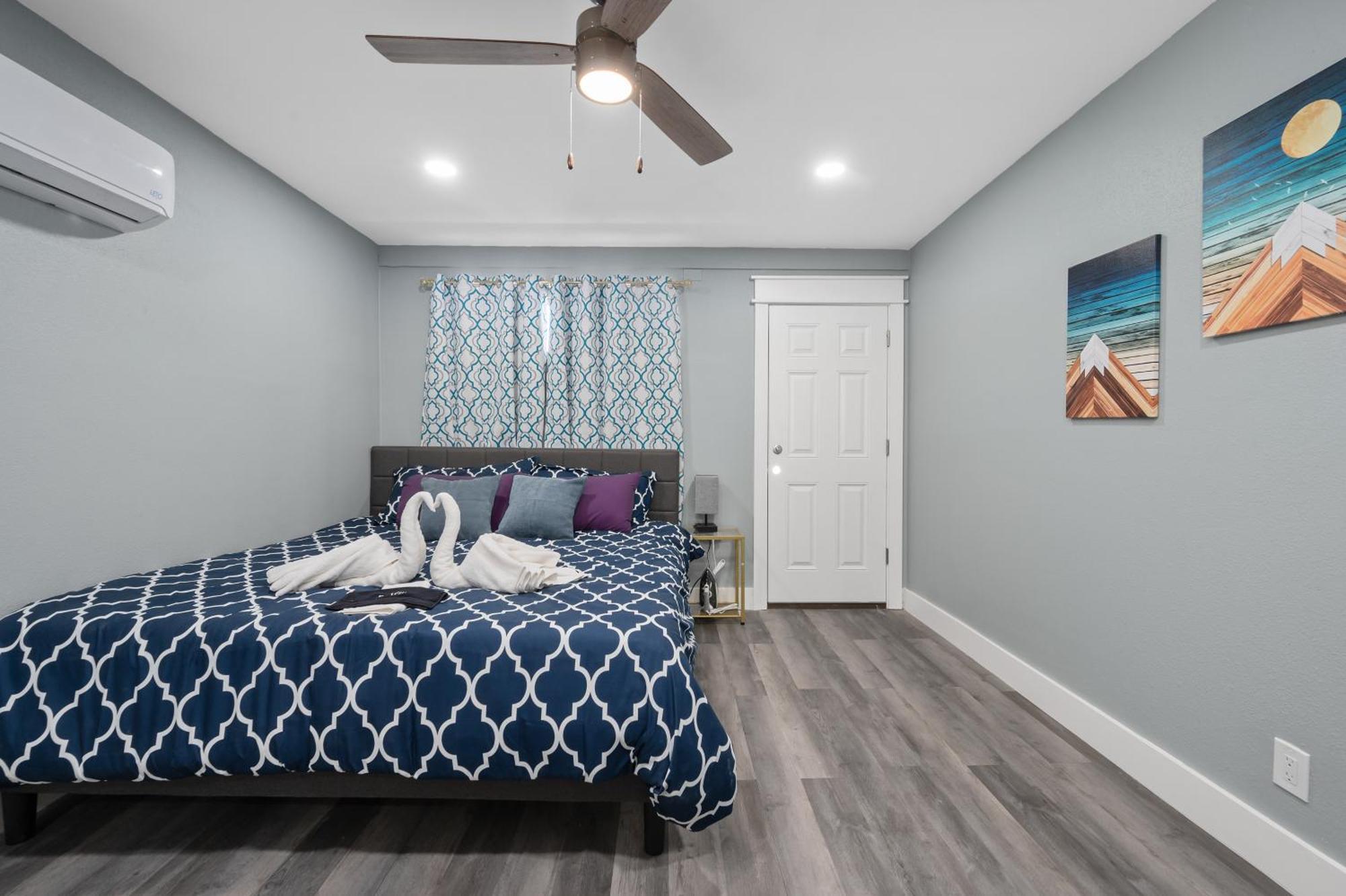 Elegant 2Br Apt Near Med Center With Free Park ヒューストン エクステリア 写真