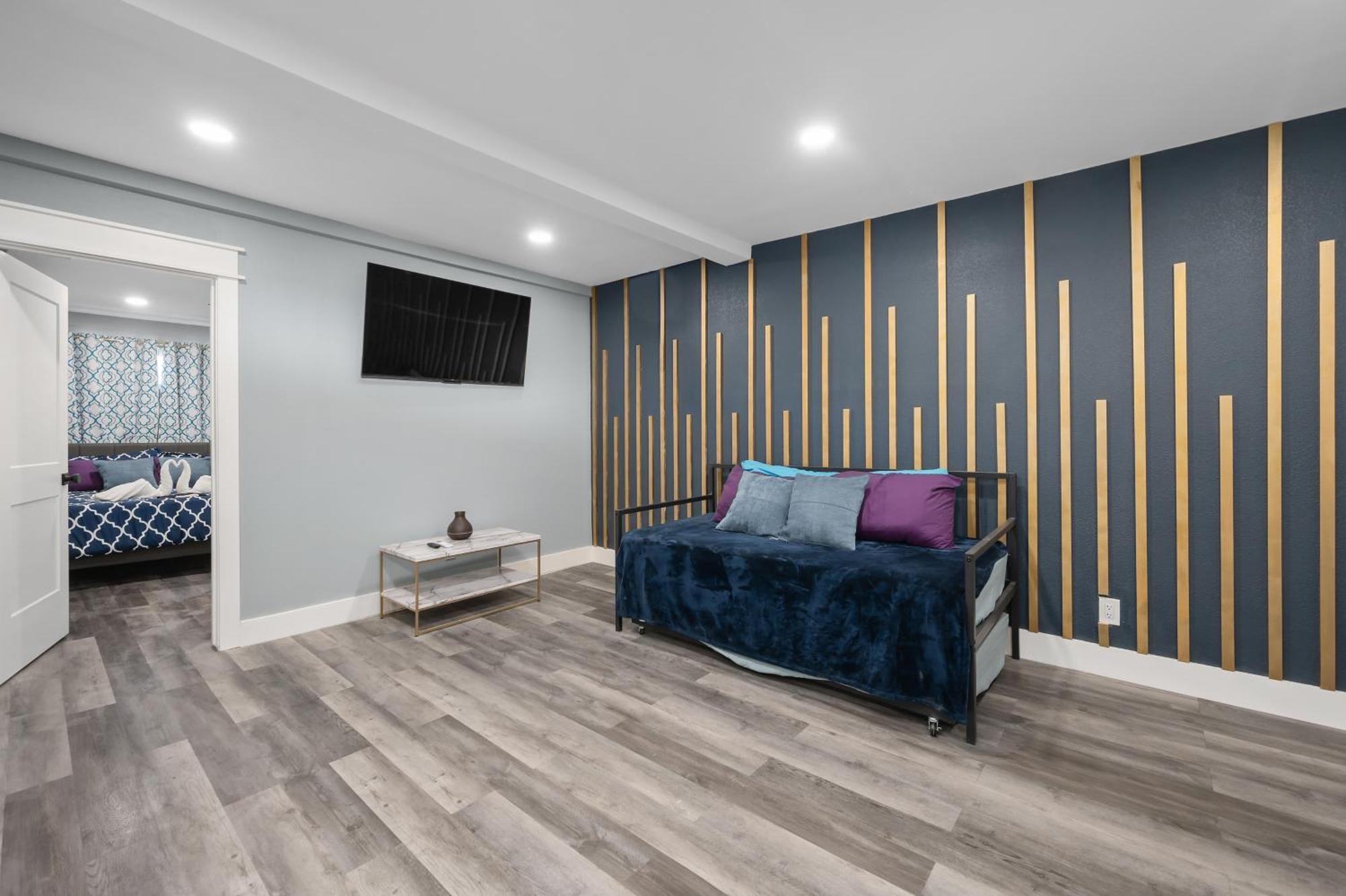 Elegant 2Br Apt Near Med Center With Free Park ヒューストン エクステリア 写真