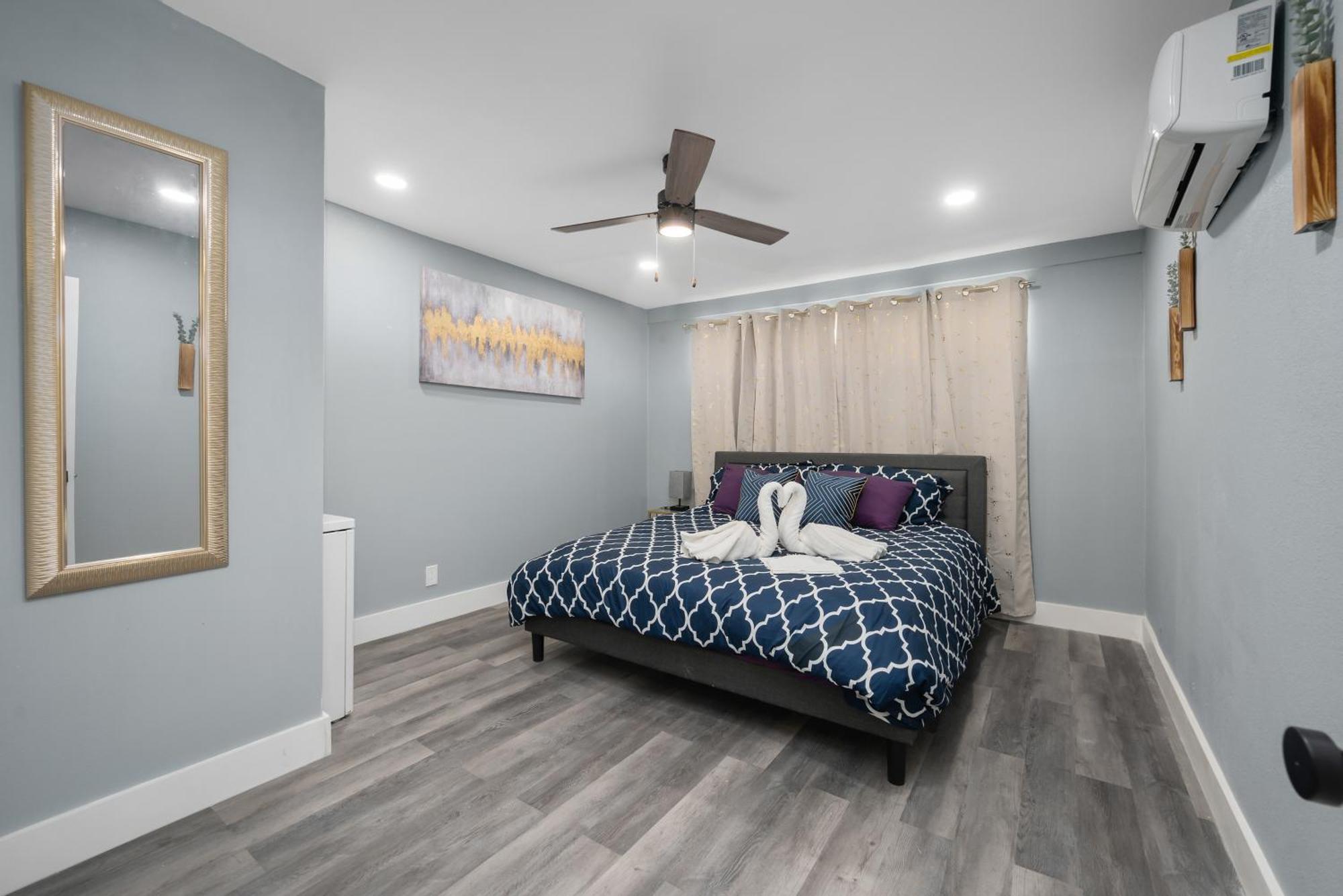 Elegant 2Br Apt Near Med Center With Free Park ヒューストン エクステリア 写真